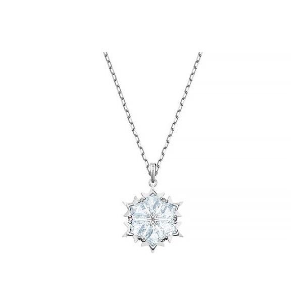 Swarovski Magic Snowflake Pendant Necklace Women necklace Silver 5428432