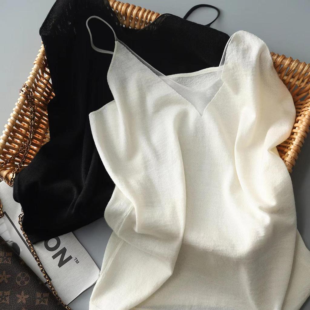 Изысканный женский сетчатый топ-майка с V-образным вырезом и красивым дизайном спины