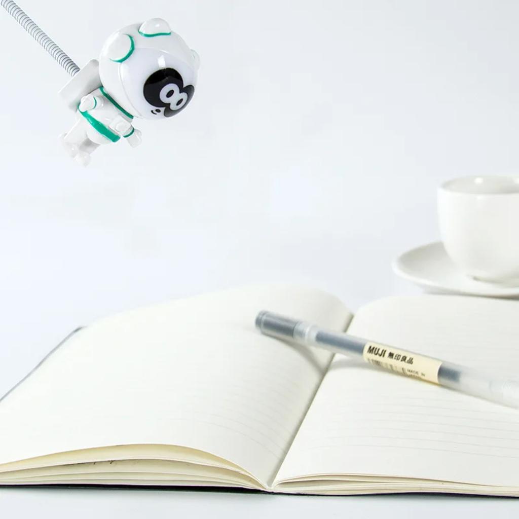 Новые компактные мини-ночники с питанием от USB, белые ночники «Астронавт» - портативные светодиодные настольные лампы для чтения на ПК - декоративные, маленькие