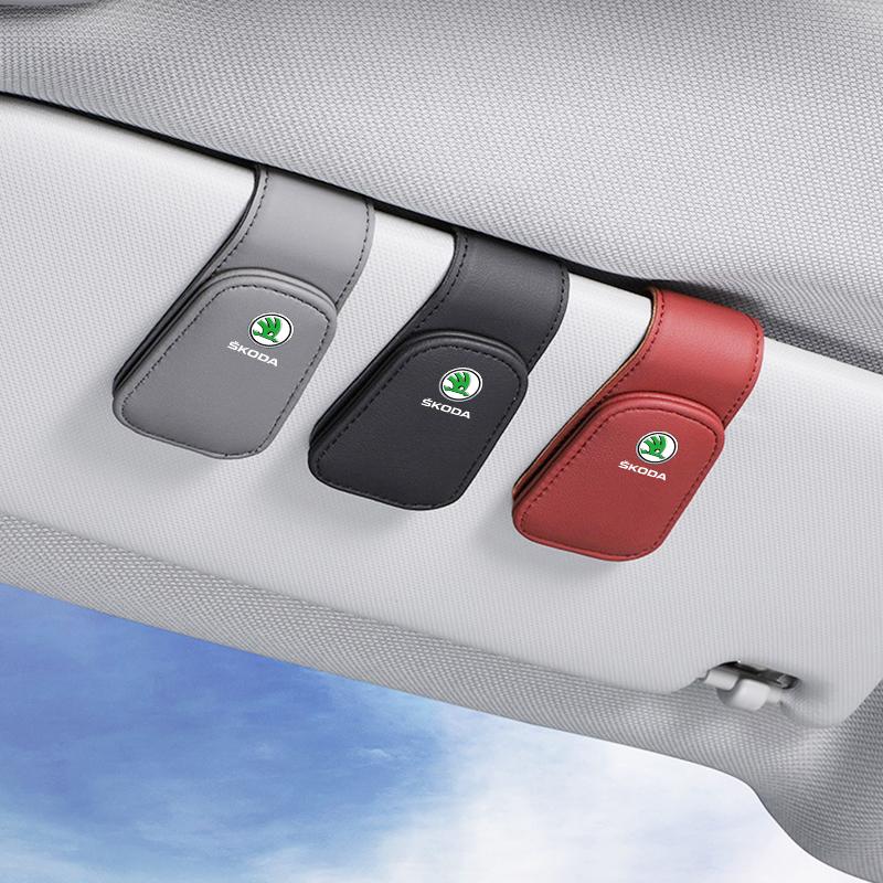 CWWR6 Car Eyeglass Holder Glasses Storage Clip for Skoda Octavia Kodiaq Fabia Superb Karoq Auto Sunglasses Holder Interior Accessories