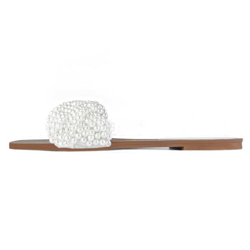 Luxury White String Bead Women Slippers Fashion Pearl Weaving Designer Flat Slippers Summer Comfortable Beach Slide Sandals