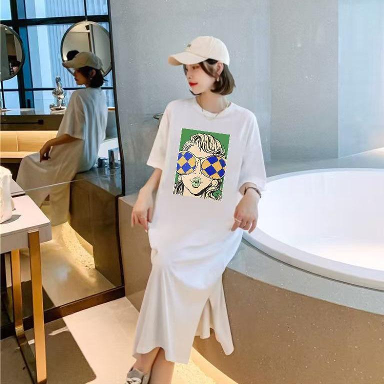Korean large-size women's clothing is thin and versatile, loose straight T-shirt dress, women's tide summer lazy style long T-shirt skirt