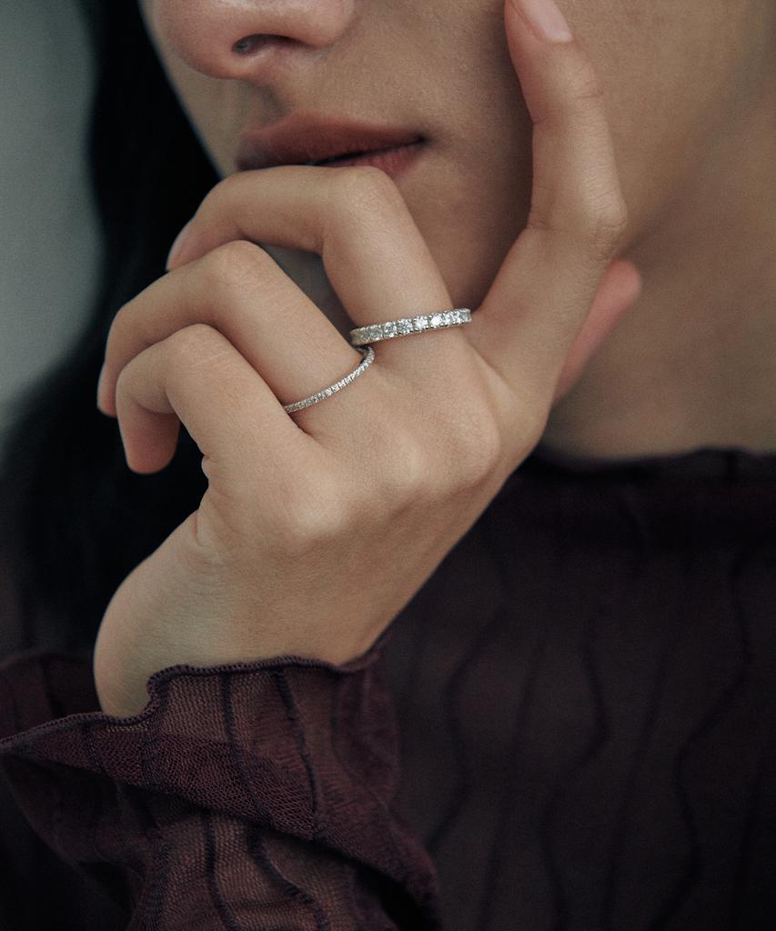 Верте [Серебро 925 пробы] Cinq.Silver.219 / Толстое Кольцо-Обруч Роса