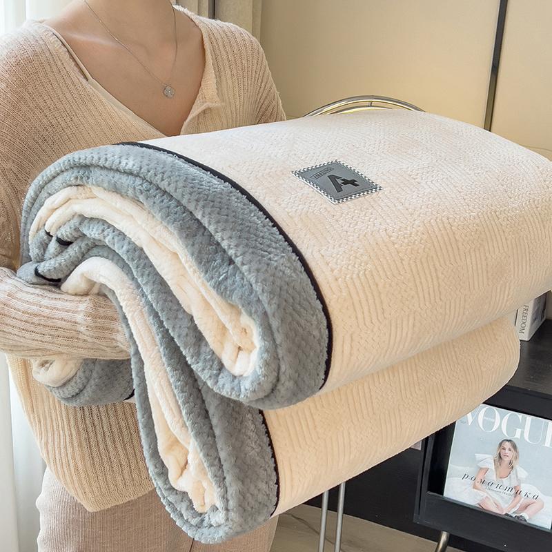 Белый вязаный бархатный плед Мягкий, приятный к коже, теплый флисовый плед Всесезонное многофункциональное стеганое одеяло для сна, дивана