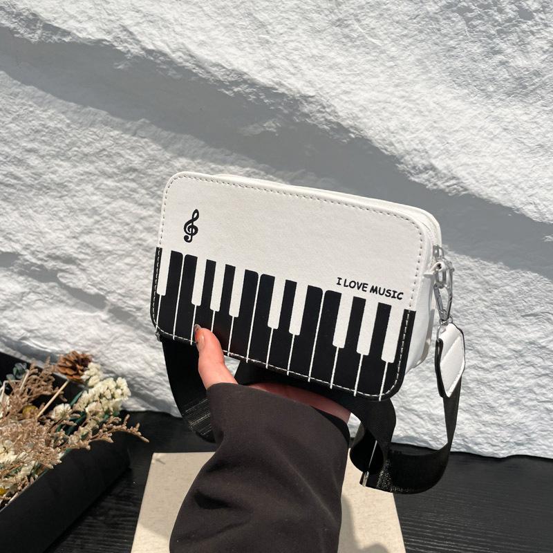 2025 Winter New Fashion Contrasting Color Small Square Bag Girl Sweet Personality Piano Music Note Small Satchel Portable Women's Bag