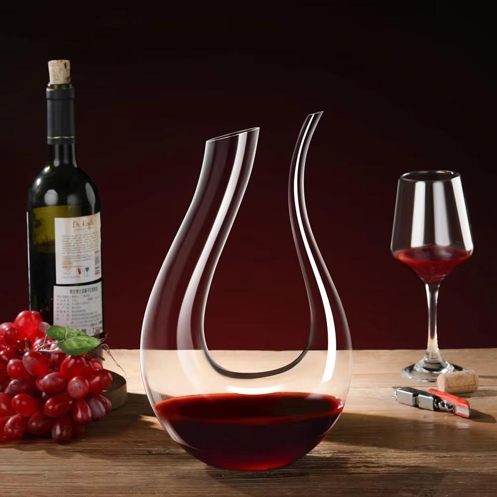 Swan Design U-shaped Wine Decanter 1.2L Wine Dispenser Wine Accessories Carafe Wine Aerator Party