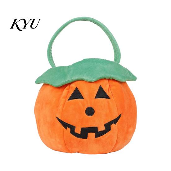 Soft Plush Halloween Tote Pumpkin Bucket, Cute Trick-or-Treat Bag, for Kids Candy Basket with Handle Girls Boys Party Favors Decoration Bag