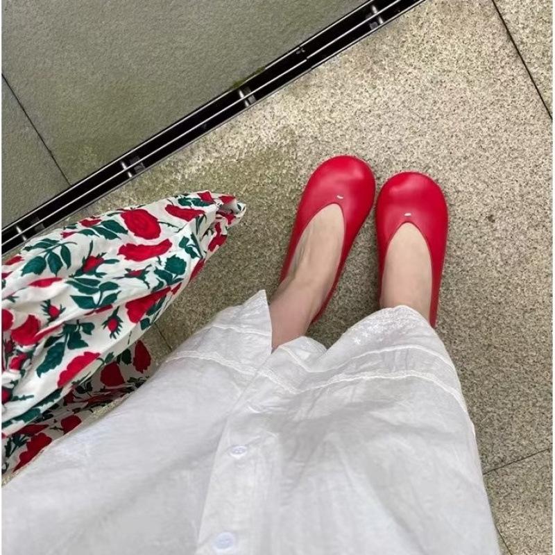 Round Head Flat Bottom Small Red Shoes Retro Niche Grandma Shoes New Leather Shallow Mouth One Pedal Big Head Single Shoes Women