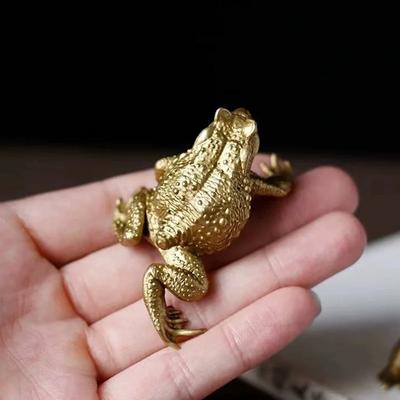 Твердые латунные фигурки жаб, миниатюры, чай, настольные игрушки для домашних животных, орнамент, украшения, аксессуары для рукоделия, медные статуи животных, декор