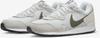 Sneakers Nike Venture Runner Summit White/black/white/medium Olive