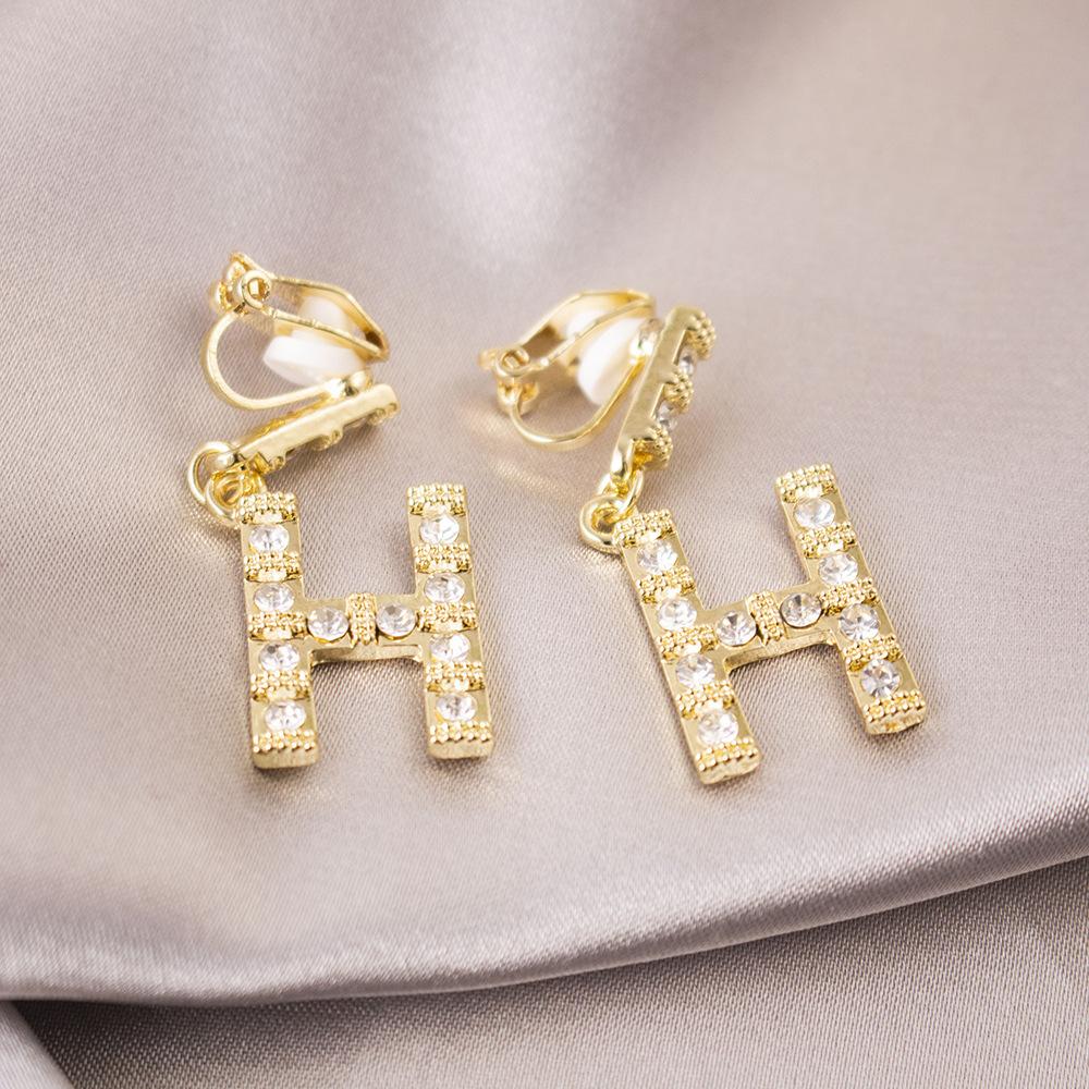 Универсальные легкие роскошные клипсы для ушей без проколов, повседневные высококачественные треугольные клипсы для ушей, универсальные женские серьги