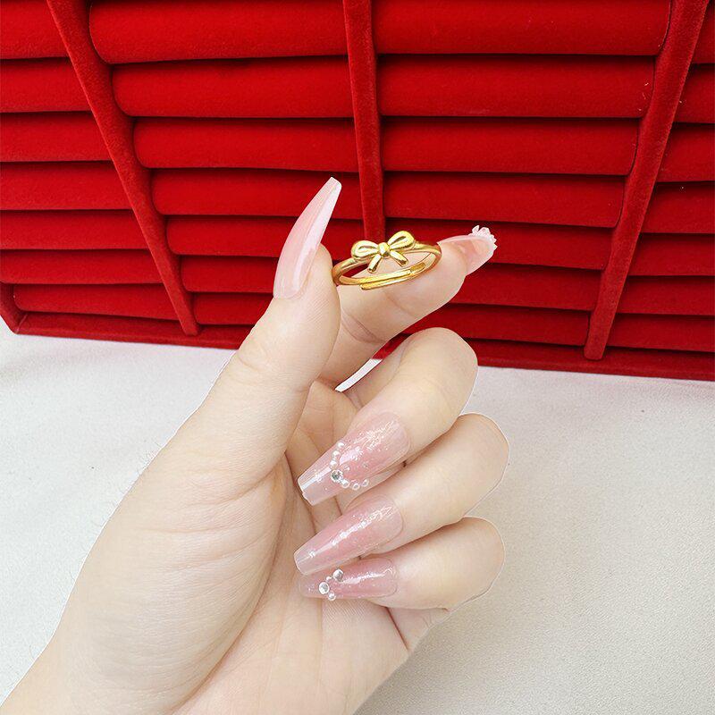 Изысканное открытое кольцо цвета песка и золота для женщин: Высококачественный нишевый дизайн, легкий роскошный стиль, стойкий цвет, имитация золота.