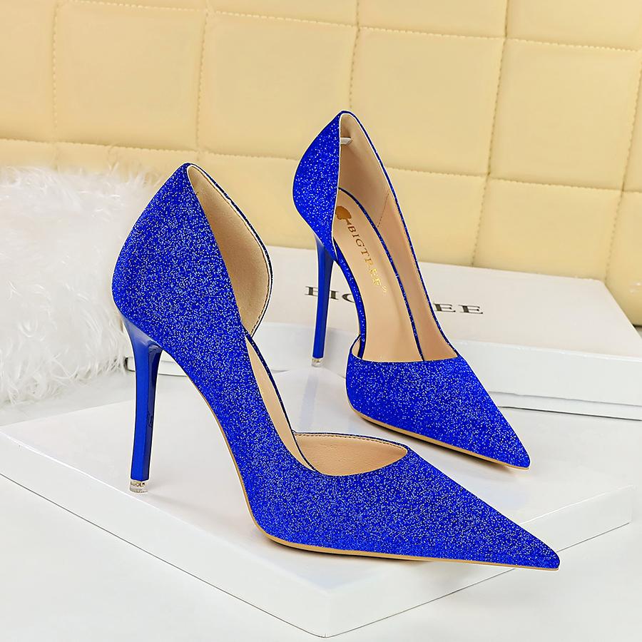 Retro Women's High Heels Slim Heels Shallow Mouth Pointed Side Hollow Shining Single Shoes