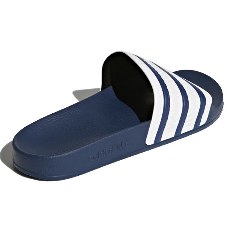 adidas Кроссовки унисекс Adilette Slide Adi сине-белые G16220