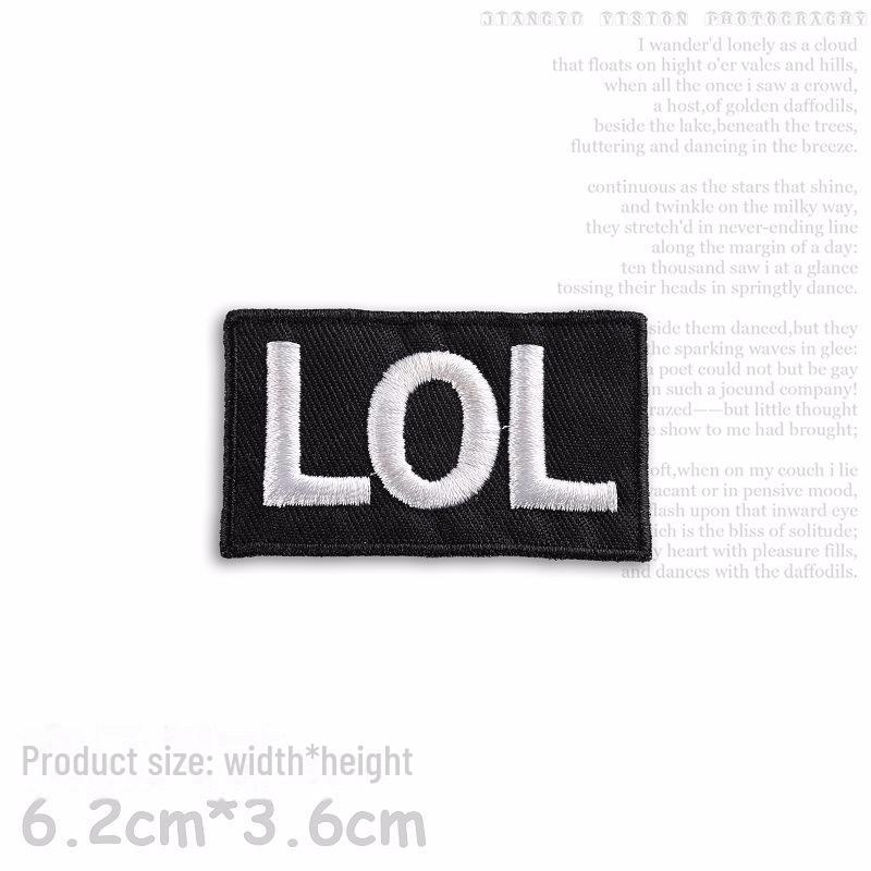 Yixiu Embroidered Black Small Badge: Trendy Clothing Decoration Patch