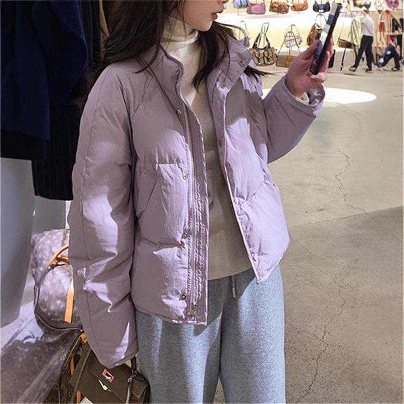 Фиолетовый короткий пуховик женский зимняя белая утиная пуховая куртка с воротником-стойкой легкая куртка