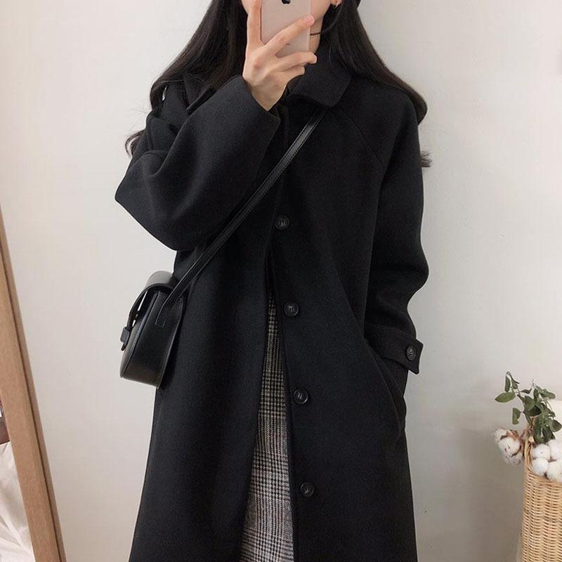 Woolen Coat Women's Retro Black Thick Coat From Spring And Autumn Period