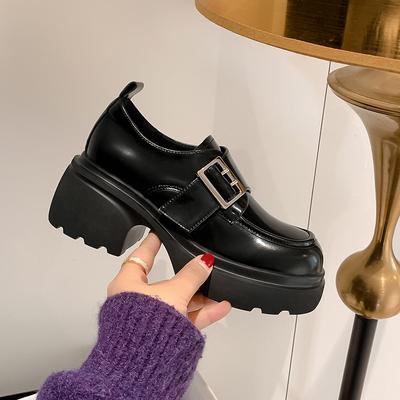 Женские лоферы на платформе весна 2025 новая обувь на толстом каблуке с чувством дизайна, универсальный стиль, увеличивающий рост, маленькие кожаные туфли