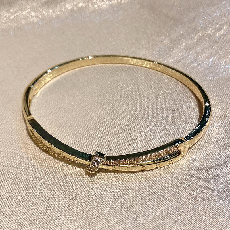 Модный и простой браслет-бант с микроинкрустацией цирконами, с ощущением роскоши, изысканный и в стиле легкой роскоши