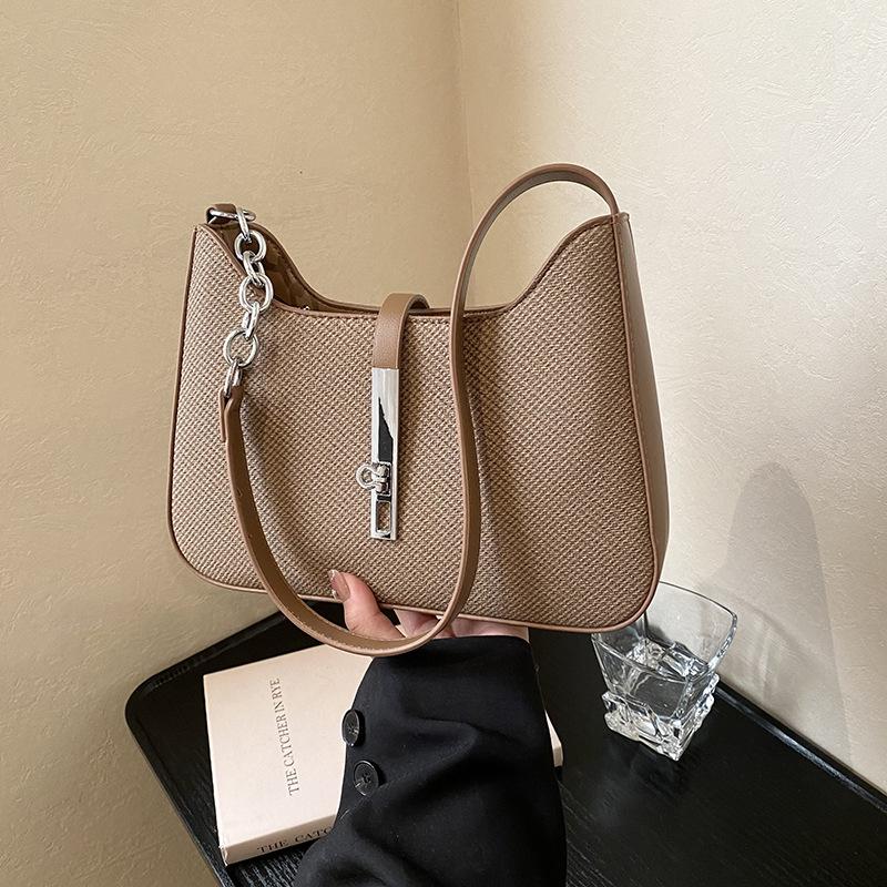 Underarm bag women's 2025 new popular shoulder bag spring casual premium texture commuter messenger bag