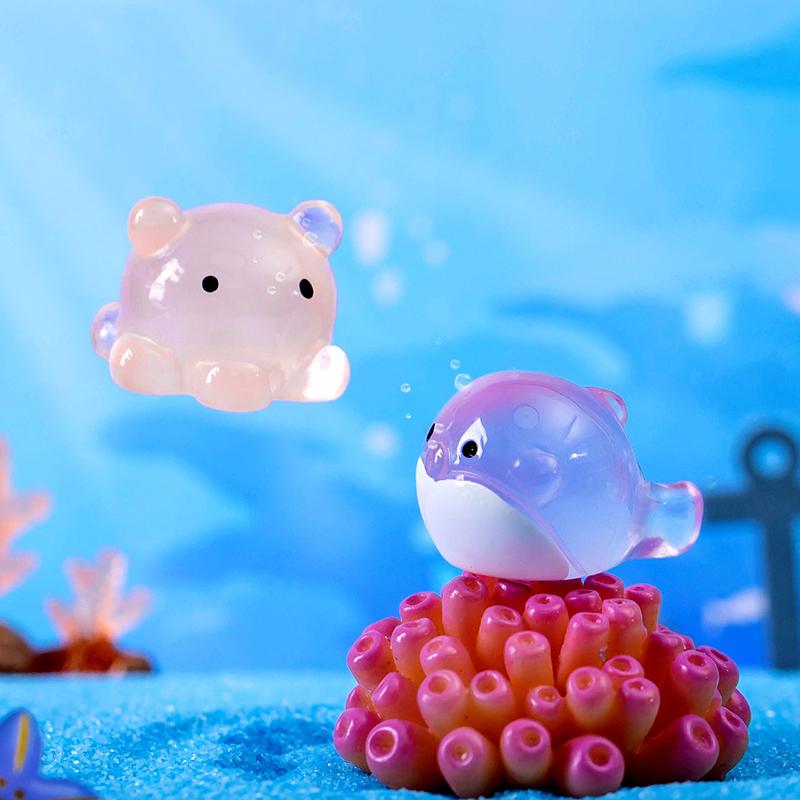 Микропейзаж креативный милый флуоресцентный кит осьминог морское животное декоративные аксессуары своими руками безделушка из смолы