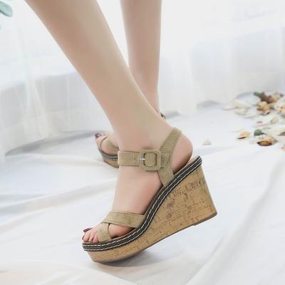 Весенне-летние новые сандалии-клинья на плоской подошве, женские замшевые водонепроницаемые, с ремешком на щиколотке и открытым носком, модные студенческие сандалии