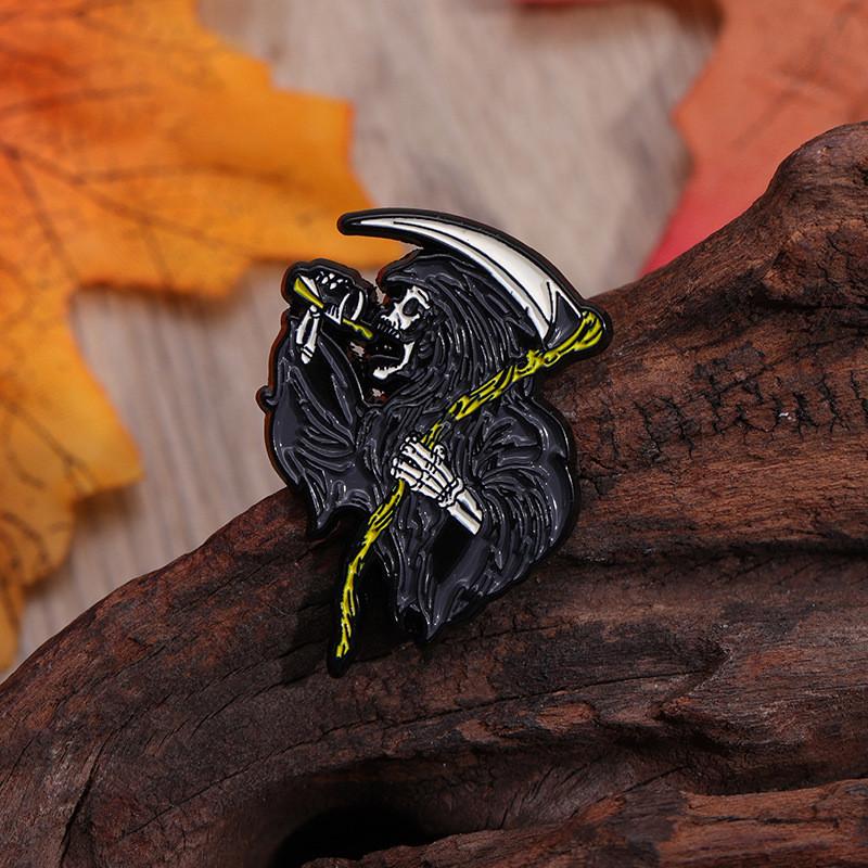 Modern Skull Cartoon Reaper Badge Decorative Brooch For Trendy Halloween Fashion 2023