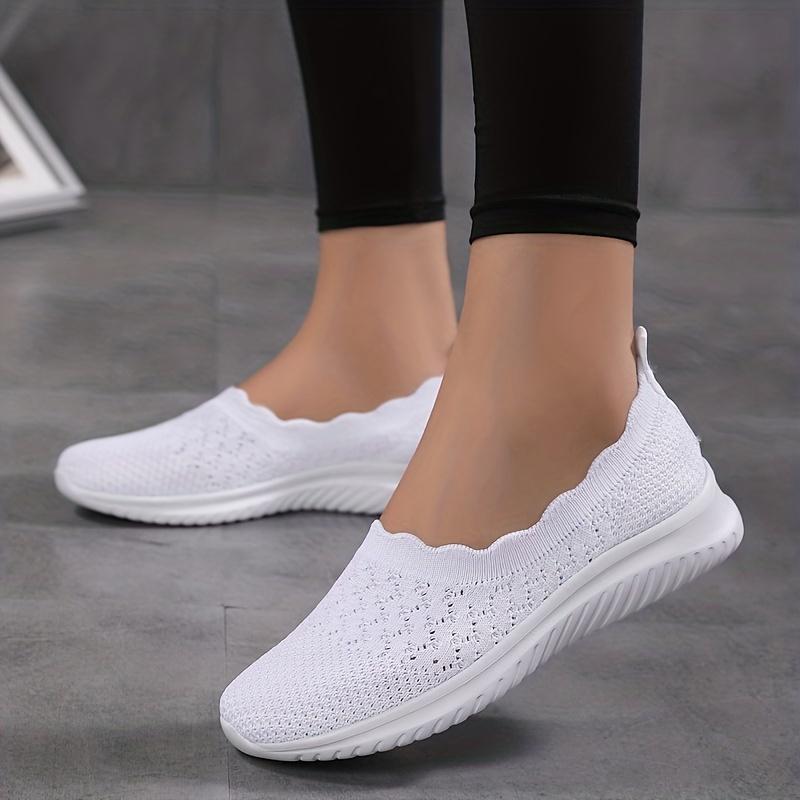 Lightweight Mesh Womens Breathable Flat Shoes - Ultra-Comfortable, Slip-Resistant, and Ventilated for Outdoor Casual Wear