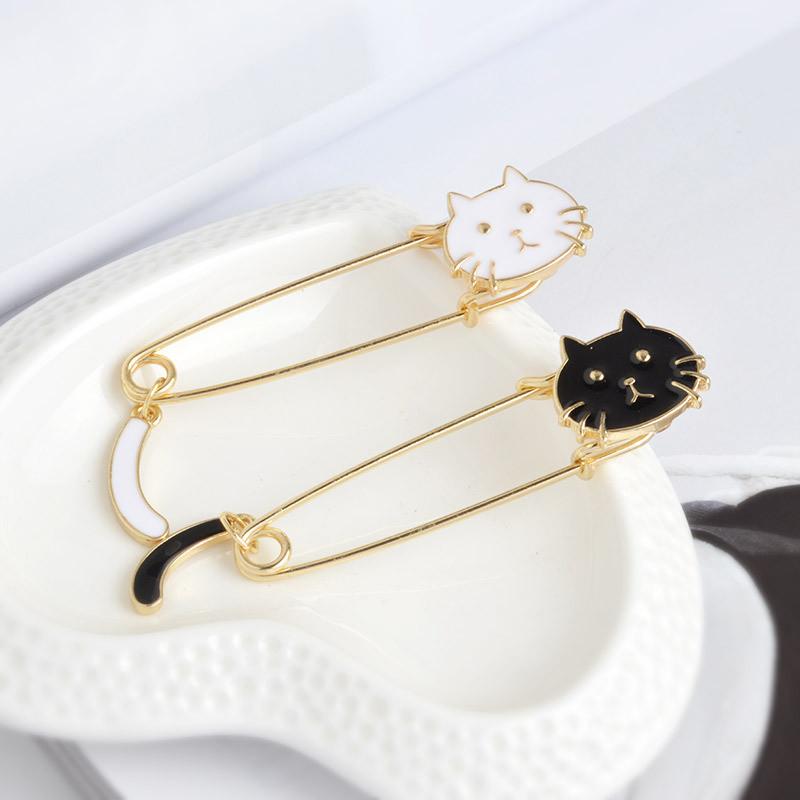 And Fashionable Playful Alloy Brooches With Cute White Cat And Black Cat Styles For Unique Personalization