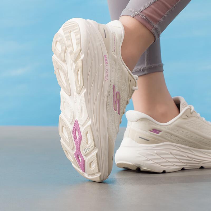 Skechers Женские беговые кроссовки GO'7/24