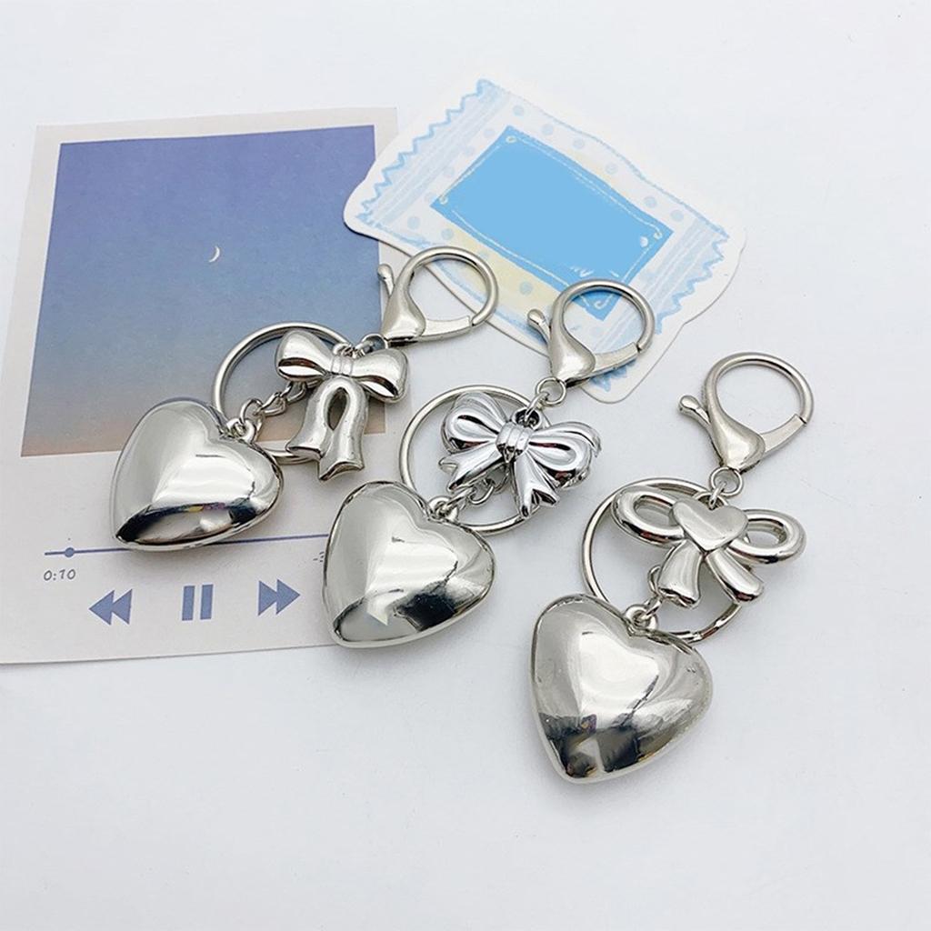 Personalized Heart Shaped Pendant Beautiful Heart Keychain Charm Elegant Bowknot Keyrings for Fashion Enthusiasts