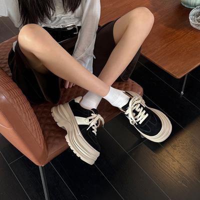 Женская обувь – Кроссовки