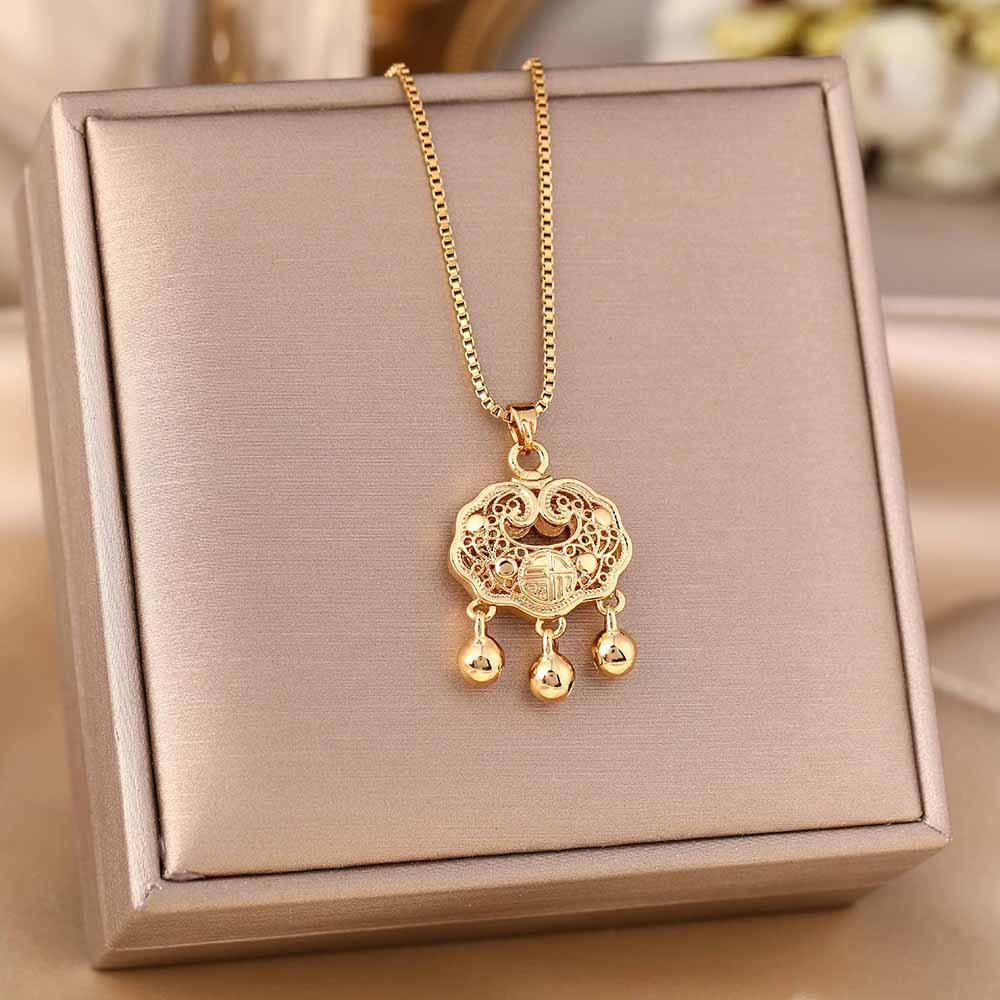 Titanium Steel Necklace For Women Elegant Simple Fashion Zircon Collarbone Chain Light Luxury Niche Jewelry