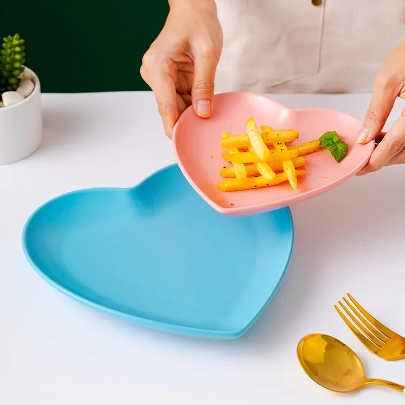 Creative Color Heart 6/8 Inch Ceramic Plate Irregular Ceramic Baking Plate Dinner Salad Dessert Plates Tableware Cooking Dishes