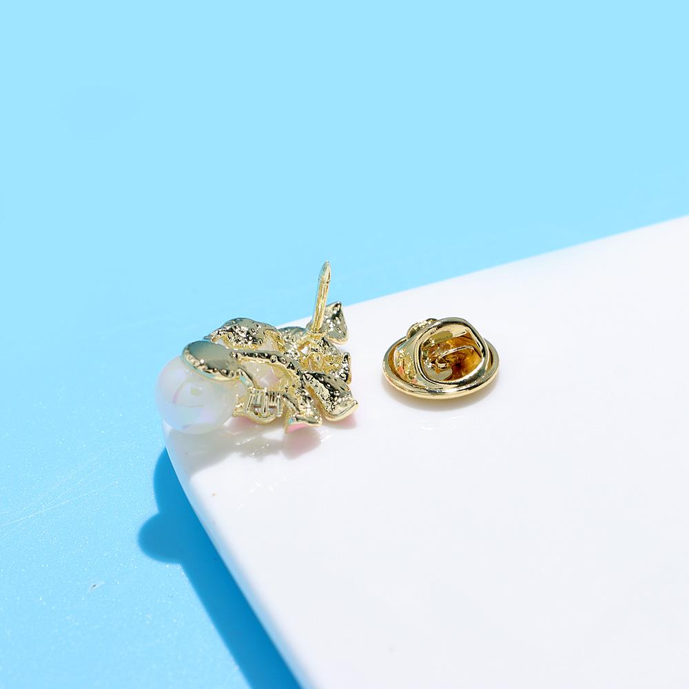 New Enamel Flower Collar Pin For Women Summer Fashion Design Brooch Pearl Jewelry Cubic Zirconia And Copper Material