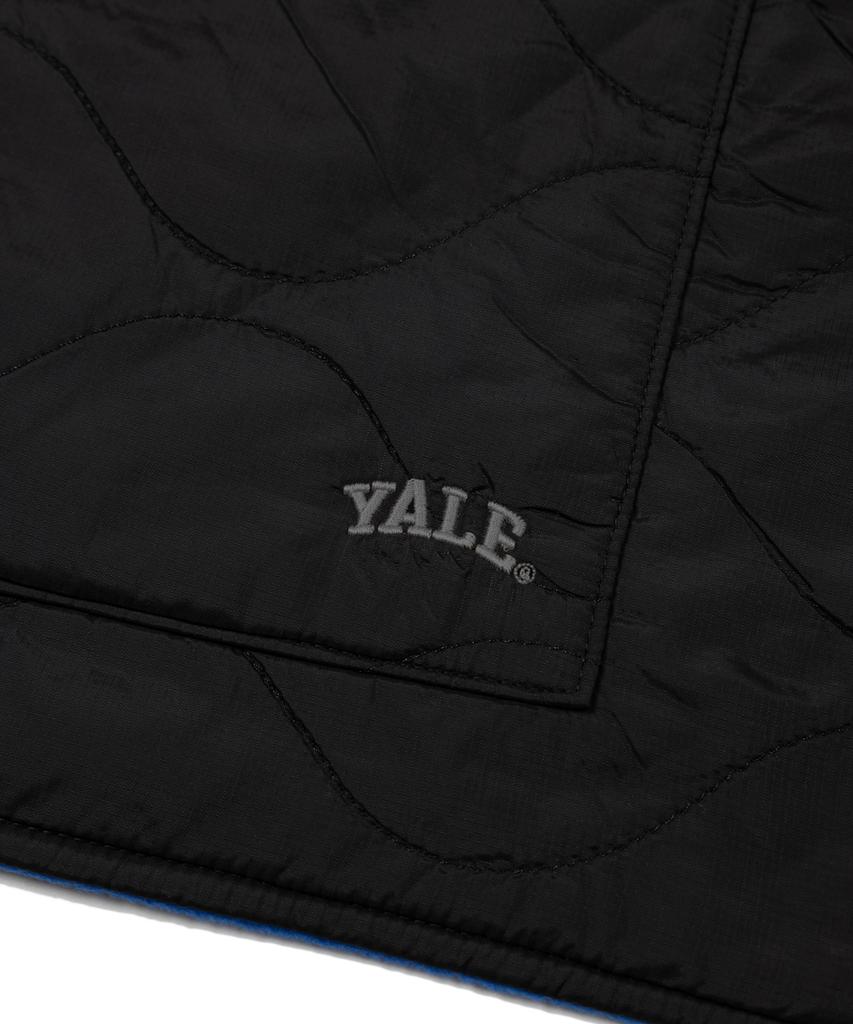 Yale [Onemile Wear] Стеганый кейп с карманом Черный/Фиолетовый