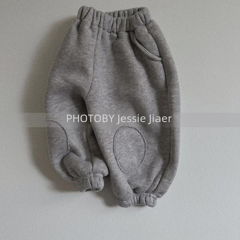 Детский зимний флисовый костюм-двойка в корейском стиле: Стильный лоскутный свитер и повседневные брюки