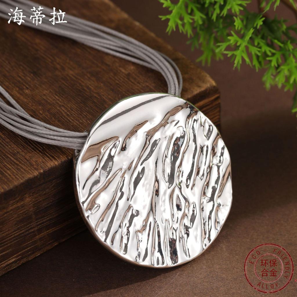 Новое гладкое ожерелье из кожаного шнура с магнитным замком в виде диска неправильной формы, женская преувеличенная подвеска в виде маленького диска.