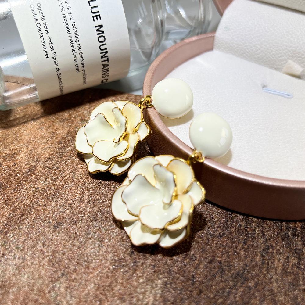 Vintage Enamel Flower Tassel Earrings: European-American Style, Gold-Plated, Elegant Retro Design