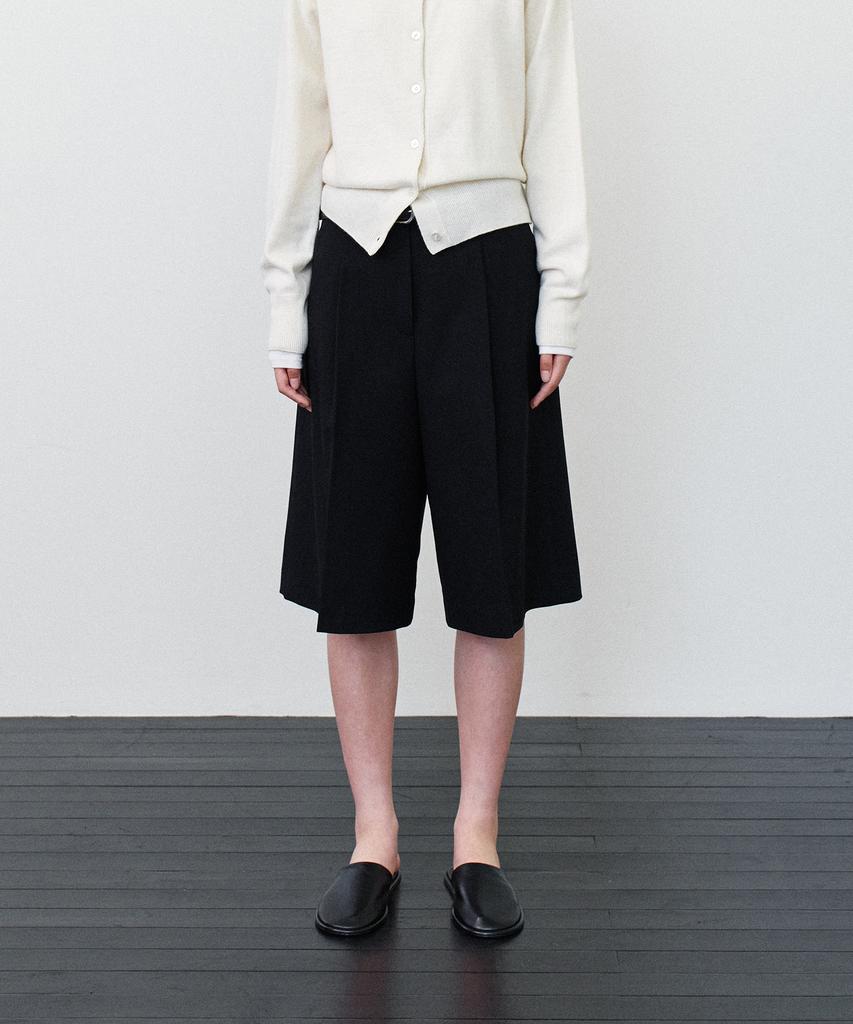 NOTIA Wool Bermuda Wide Fit Pants - Black