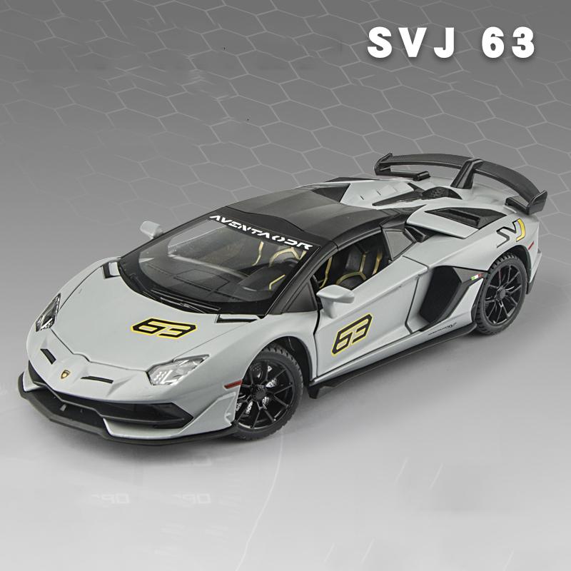 1/24 Lamborghini Aventador SVJ63 Литая Модель Автомобиля Игрушка Металлический Литой Автомобиль Звук и Свет Автомобильные Игрушки для Детей Транспортное Средство