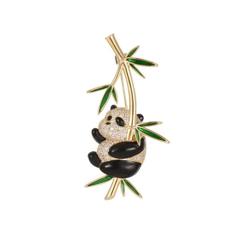 Cute Panda Hugging Bamboo Brooch, Men's and Women's Niche Design Sense Brooch Badge, Elegant Corsage