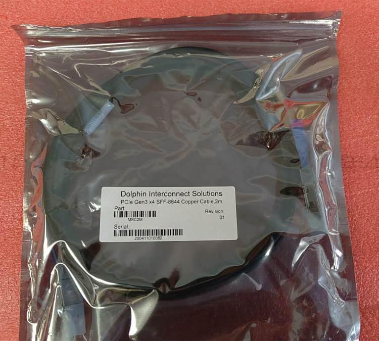 4-Core 2m PCIe Gen3 Copper Cable SFF-8644 High-Speed Transmission Cable