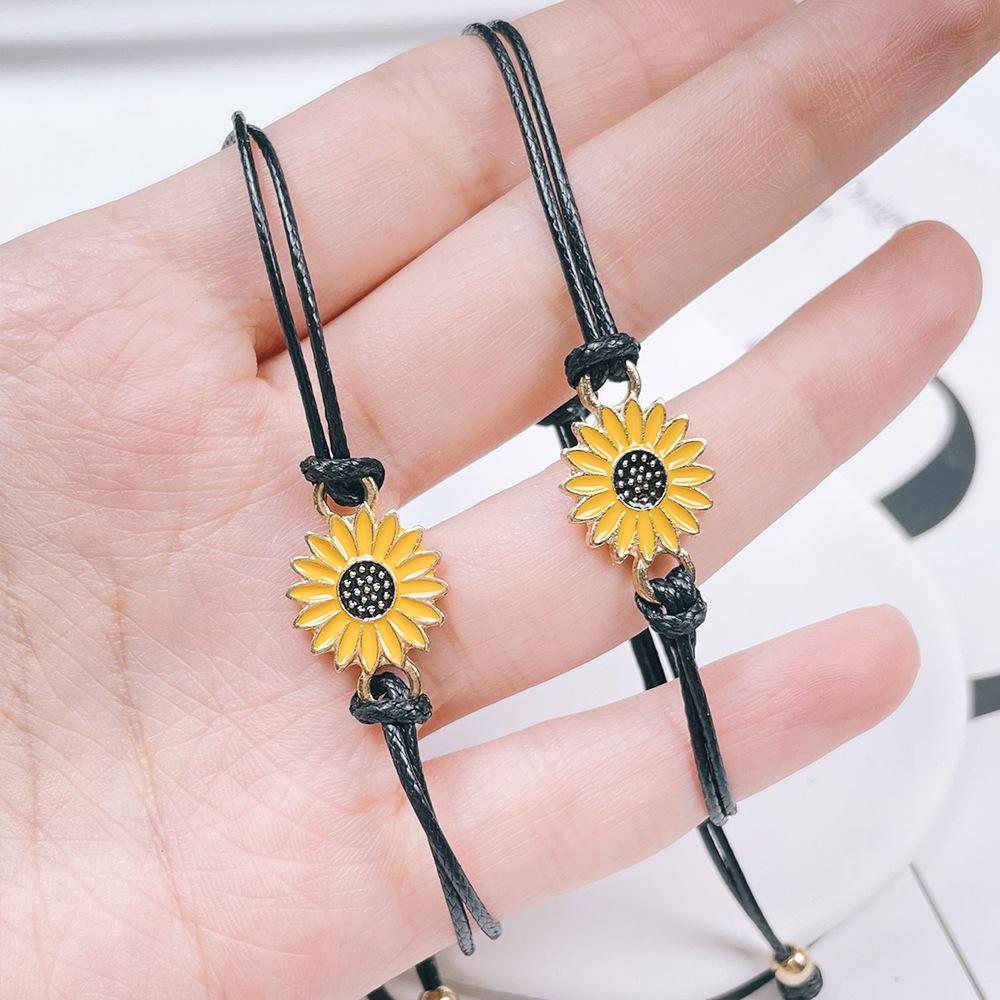 Sunflower Friendship Bracelet: Handmade Woven Adjustable Daisy Design