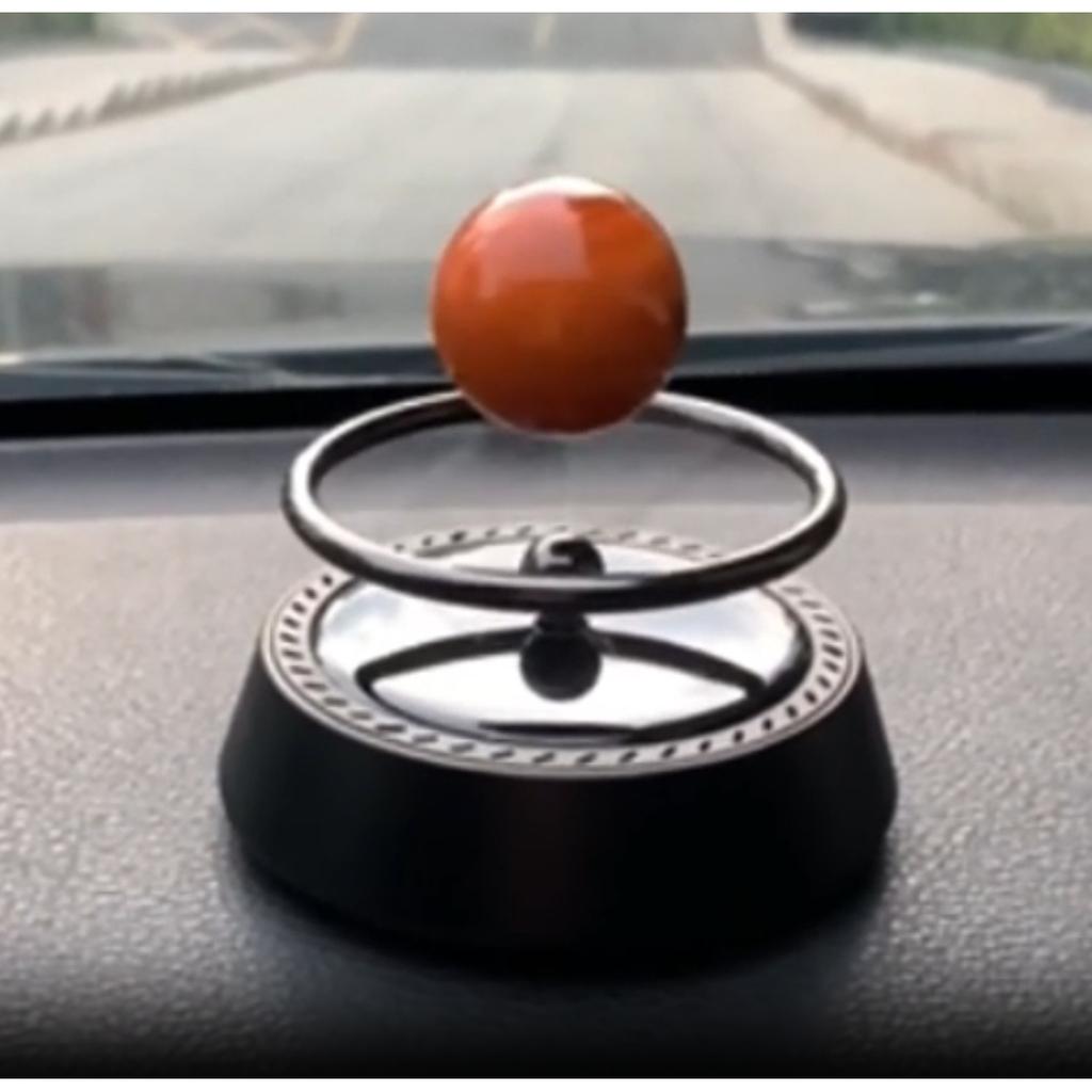 Premium Solar-Powered Car Aromatherapy Diffuser - Aluminum Alloy, Long-Lasting Light Fragrance Holder for Small Cars, Creative Central Console Decor