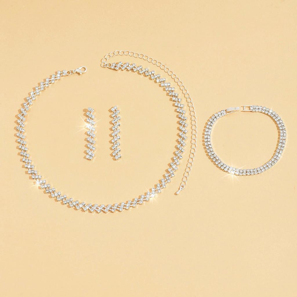 Ювелирные изделия Ожерелье с бриллиантами Три набора Универсальное Простое Свадебное Стразы Ключичная цепочка Цепочка на шею Ювелирные изделия