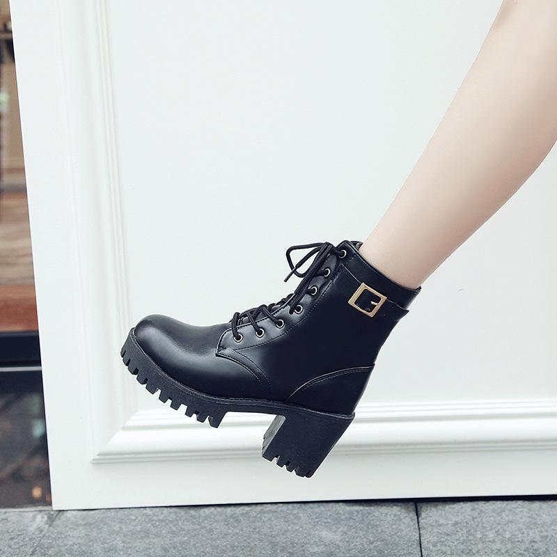 Женские ботинки Martin в британском стиле 2024 года: Модные короткие сапоги на толстом каблуке и толстой подошве в корейском стиле на осень/зиму.