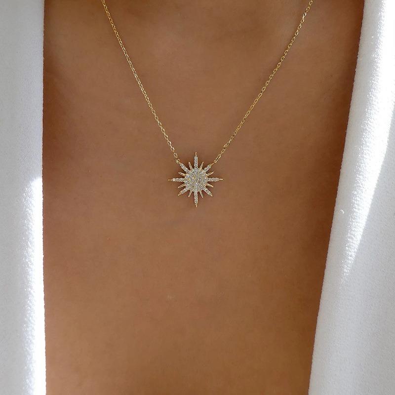 Sun God Necklace Gold Rays Diamond Pendant Sun Short Neck Sweater Chain Women