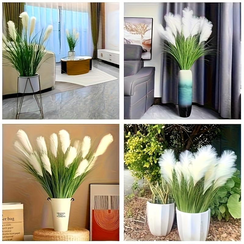 1 Bundle of Artificial Pampas Grass, Lifelike Outdoor Reeds and Green Shrubs, Very Suitable for Home, Office, Porch and Garden Decoration.