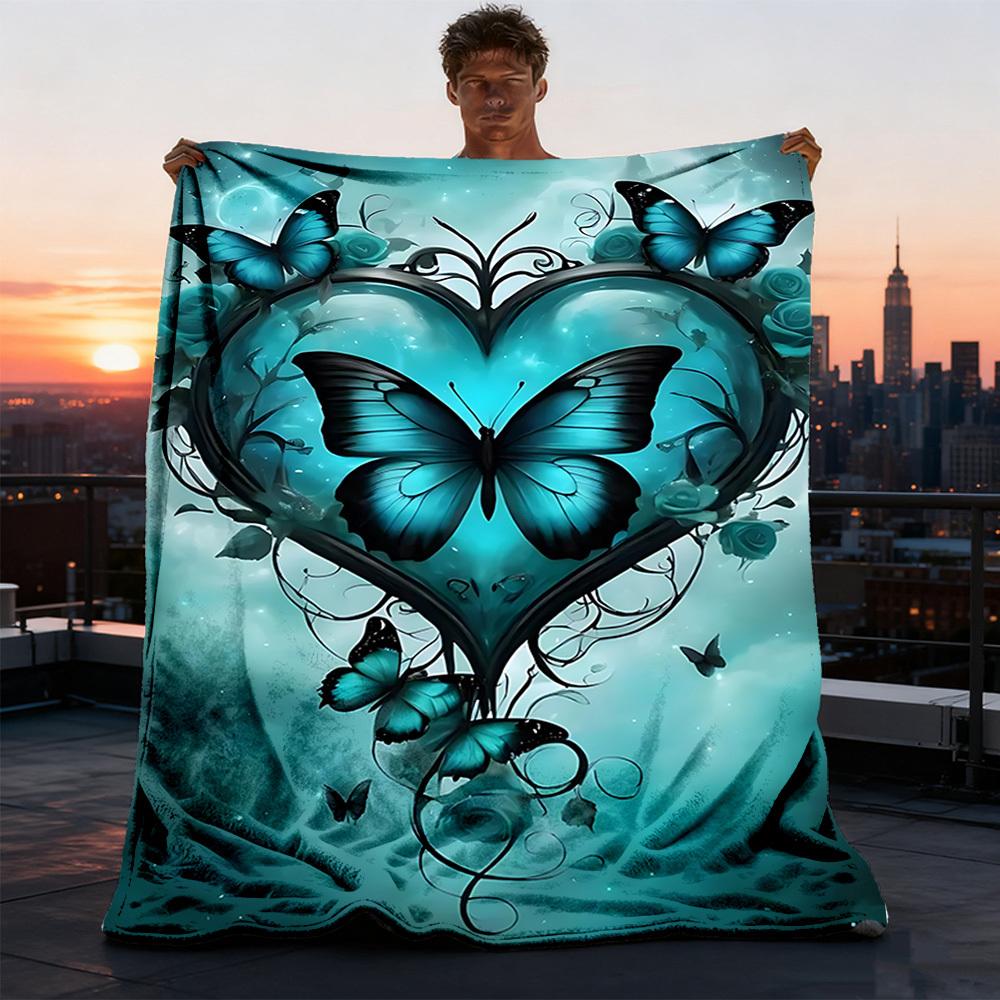 1pc Butterfly Heart Print Outdoor Flannel Blanket Soft All Season Polyester Throw , Perfect for Picnics & Travel , Picnic Accessory